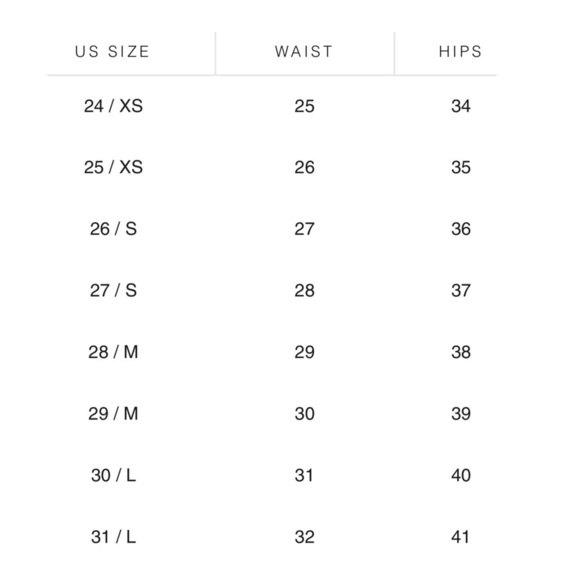 Blank NYC | Doing Too Much Elastic Waist Light Wash Denim Shorts | S - Picture 13 of 13